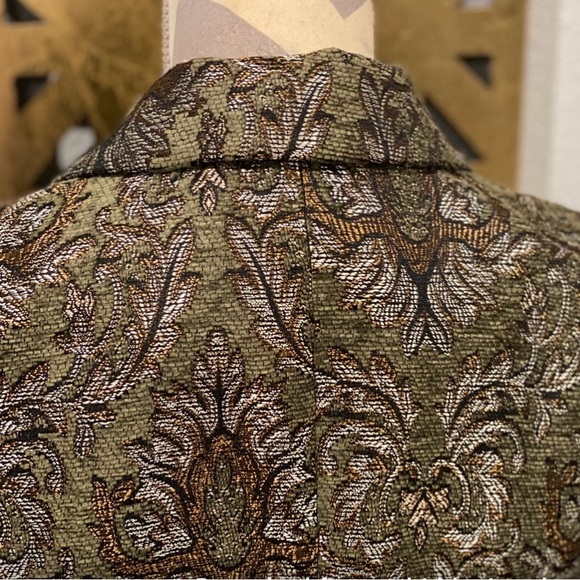 Newport News Faux Fur Vintage Brocade Long Coat Size 6 - Picture 7 of 15